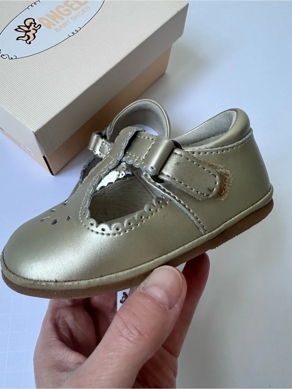 Angel Baby Girl Dress Shoes Color Gold Velcro Straps Size 4